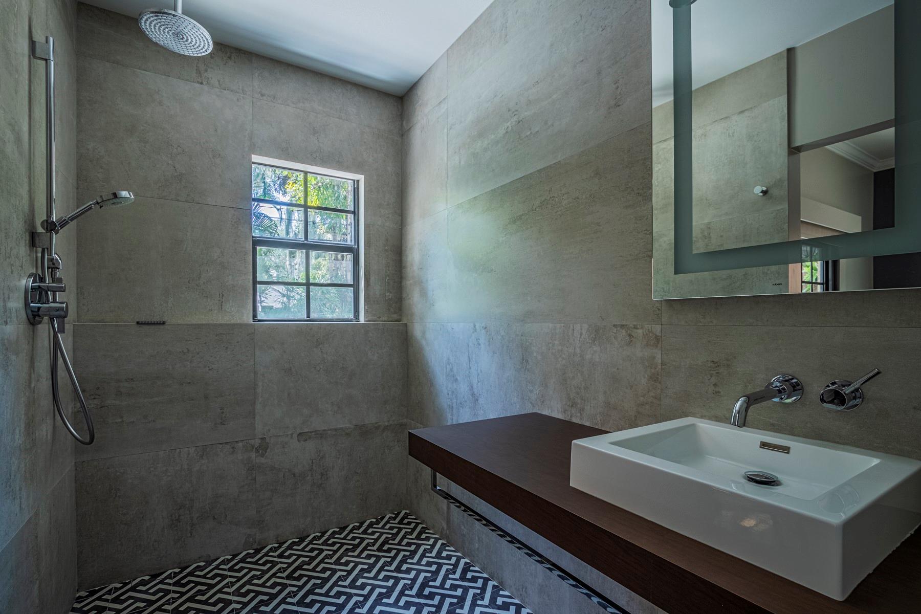 COLEE HAMMOCK 1-17 B - Residential