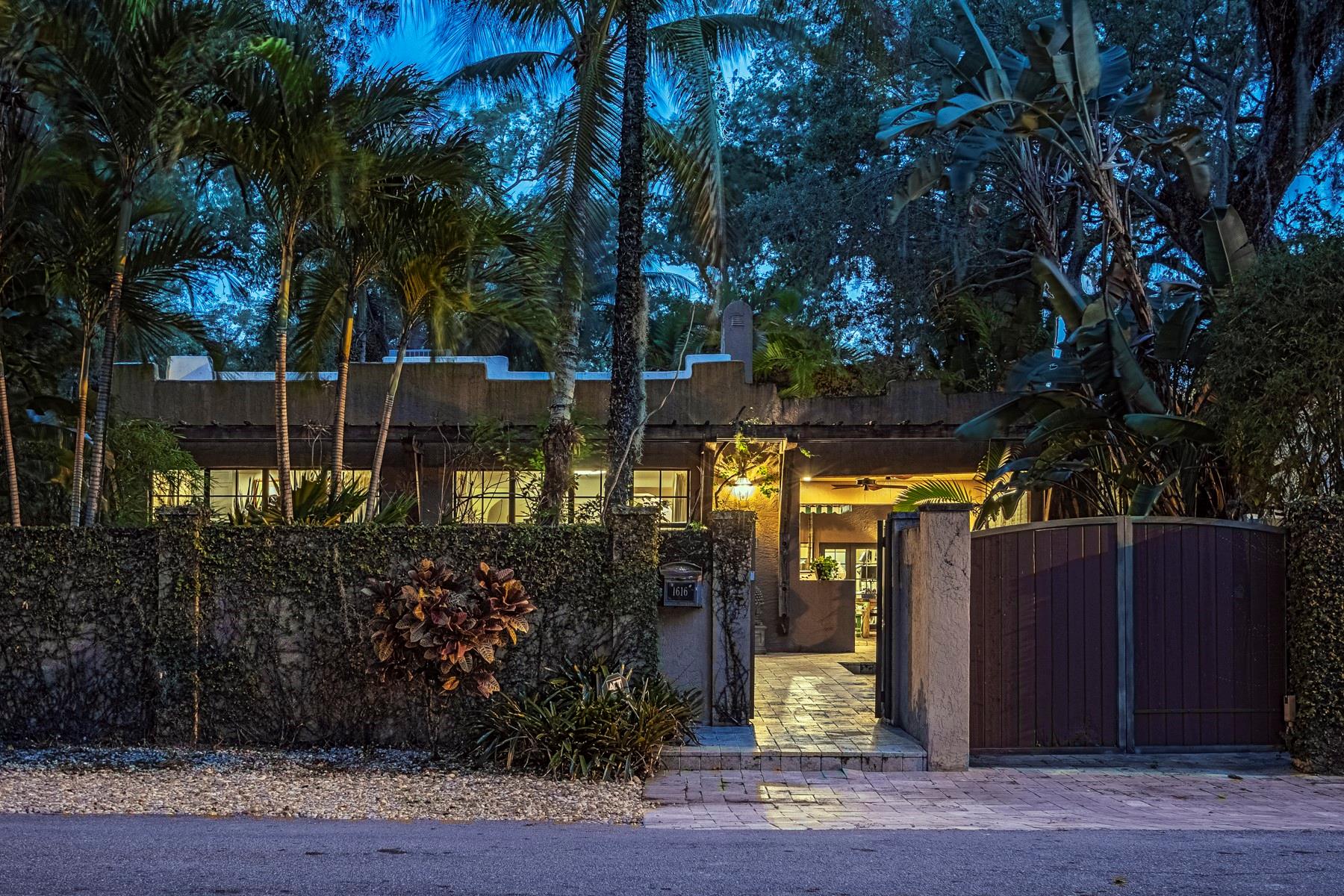 COLEE HAMMOCK 1-17 B - Residential