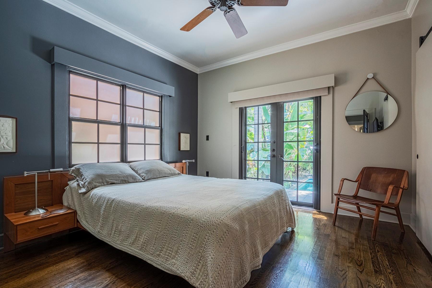 COLEE HAMMOCK 1-17 B - Residential