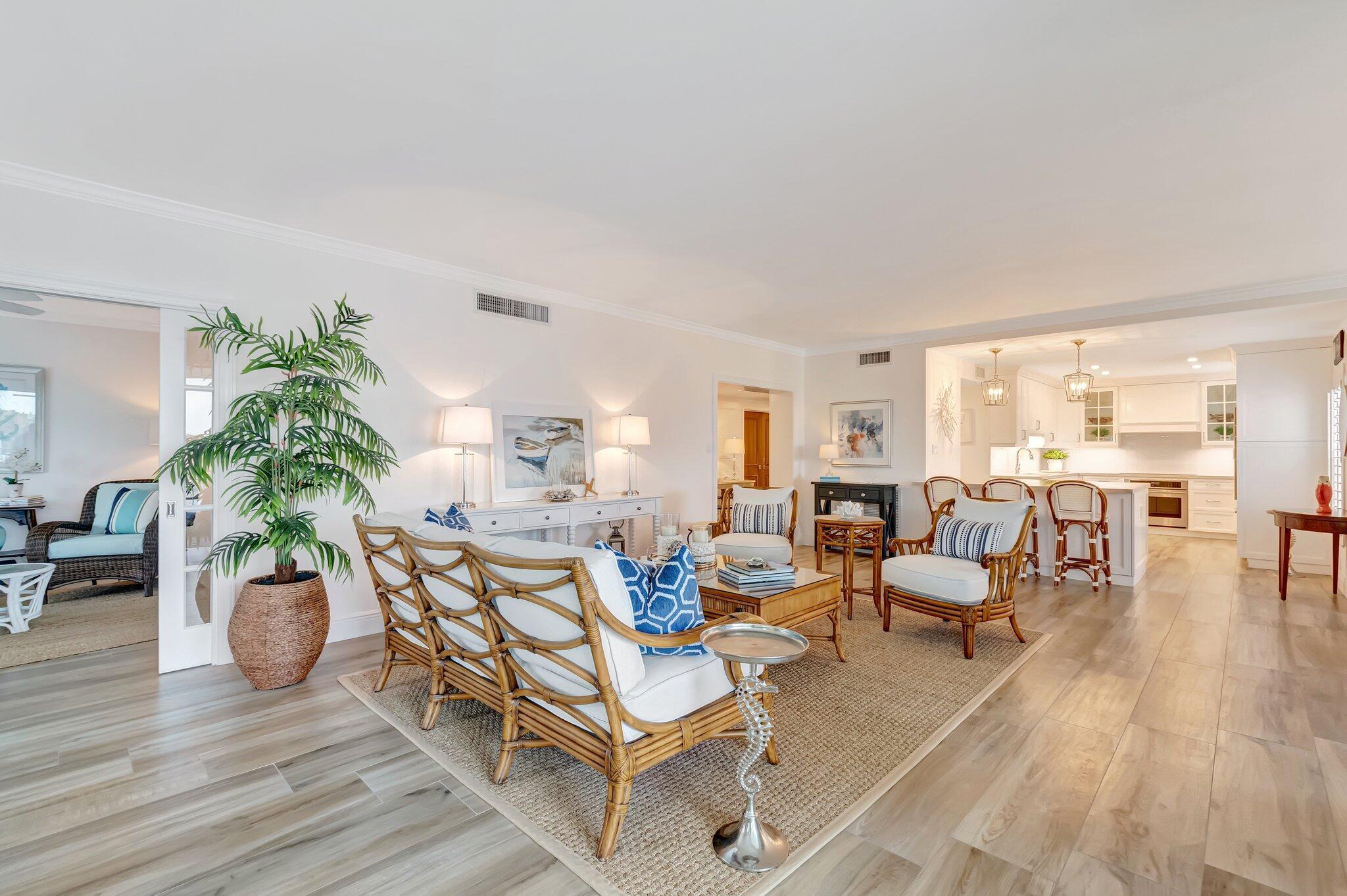 790 Andrews Avenue H-202