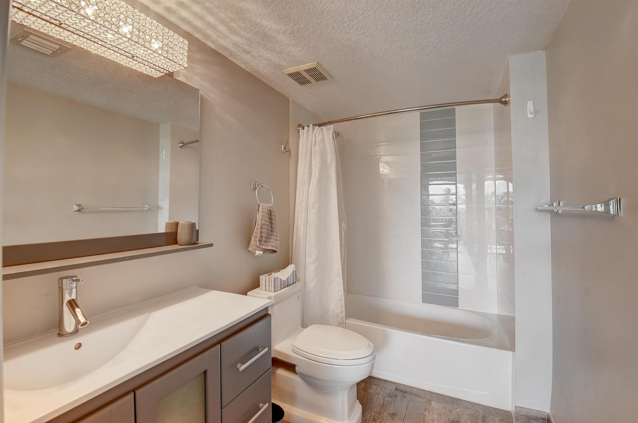 VILLA DEL SOL CONDO - Residential Lease