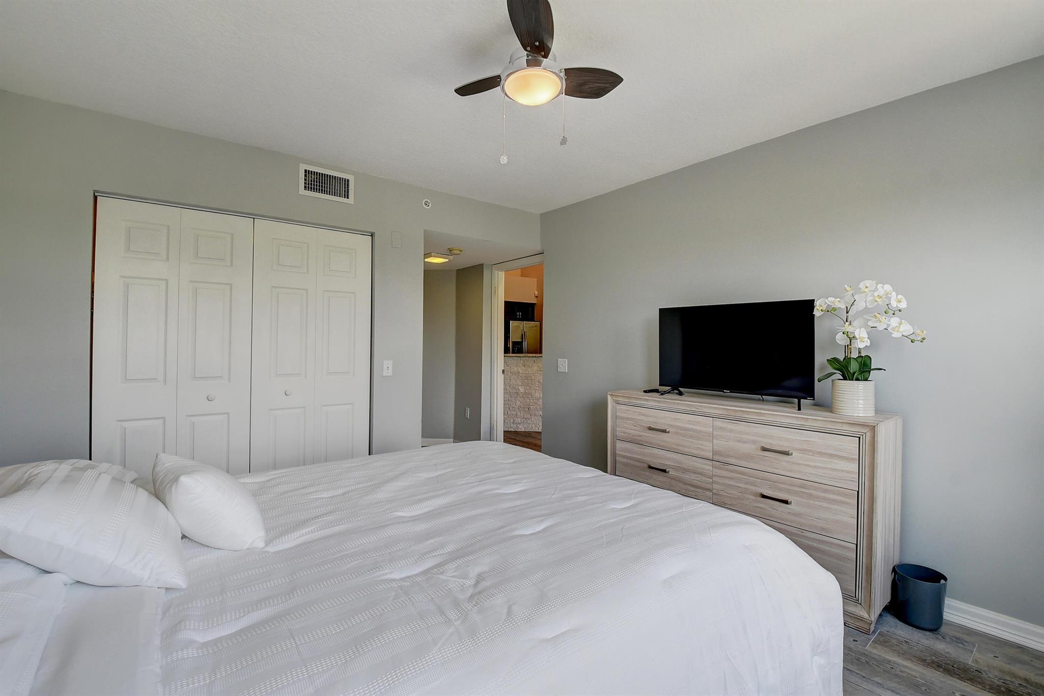 VILLA DEL SOL CONDO - Residential Lease