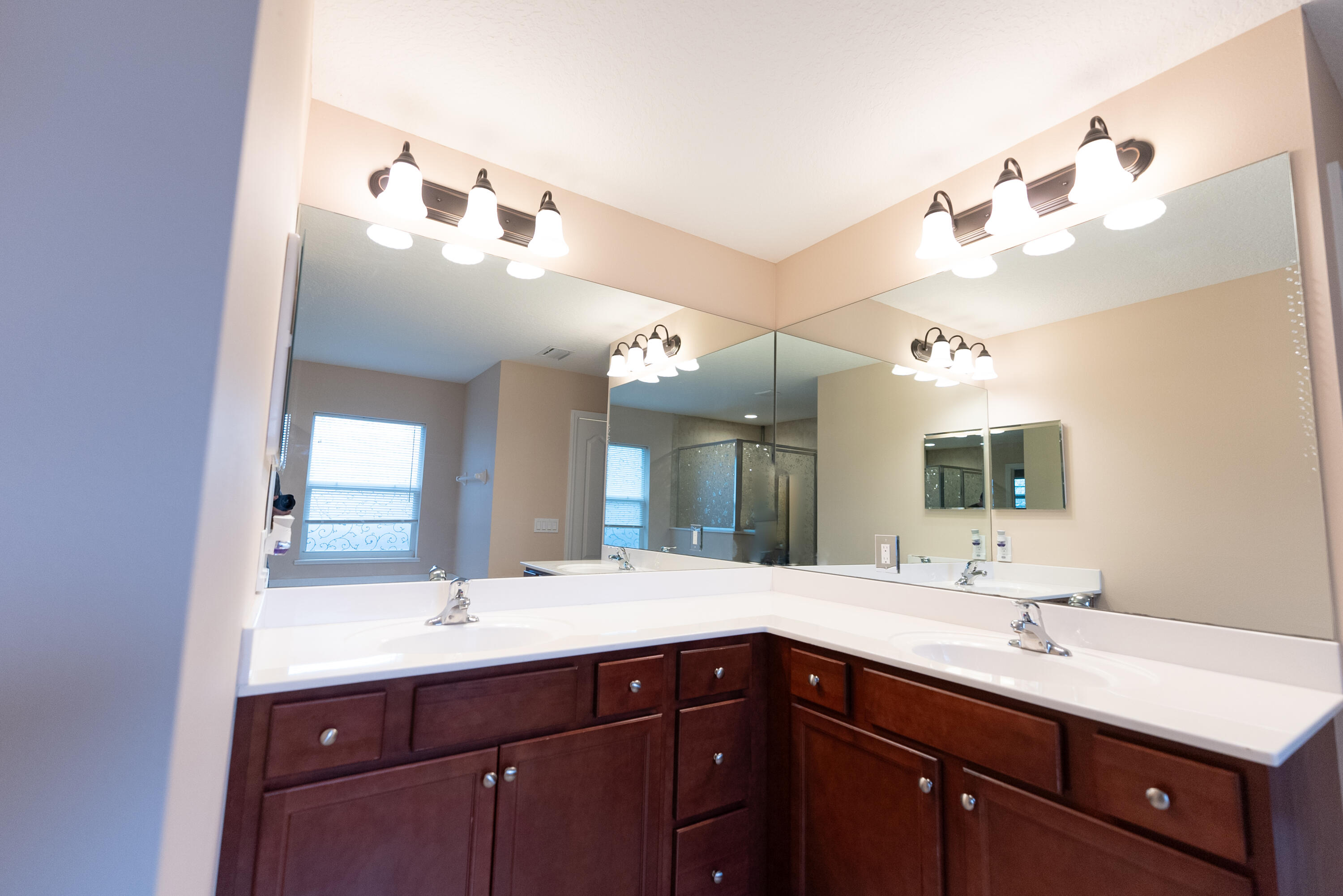 PORT ST LUCIE SECTION 19 - Residential Lease