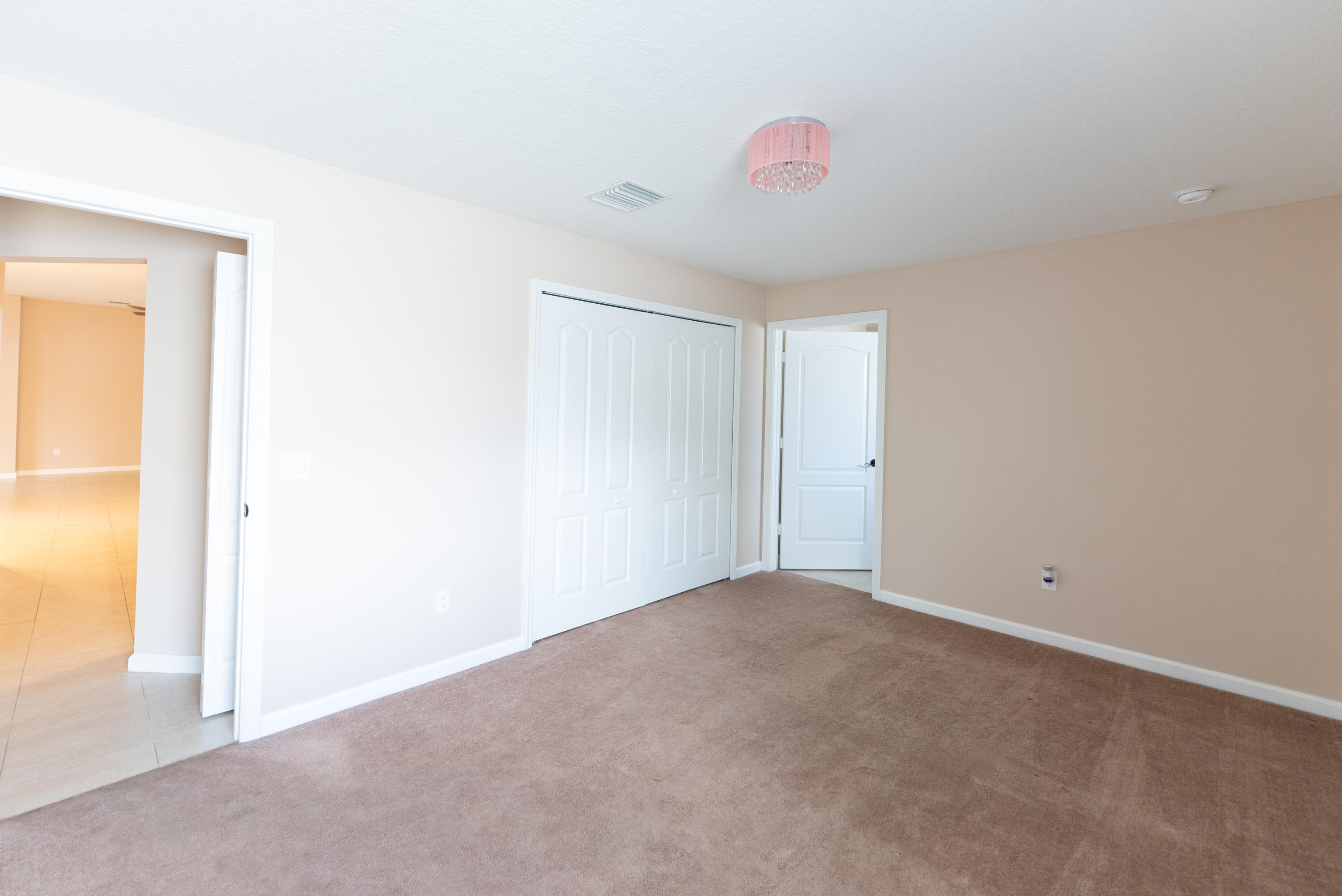 PORT ST LUCIE SECTION 19 - Residential Lease