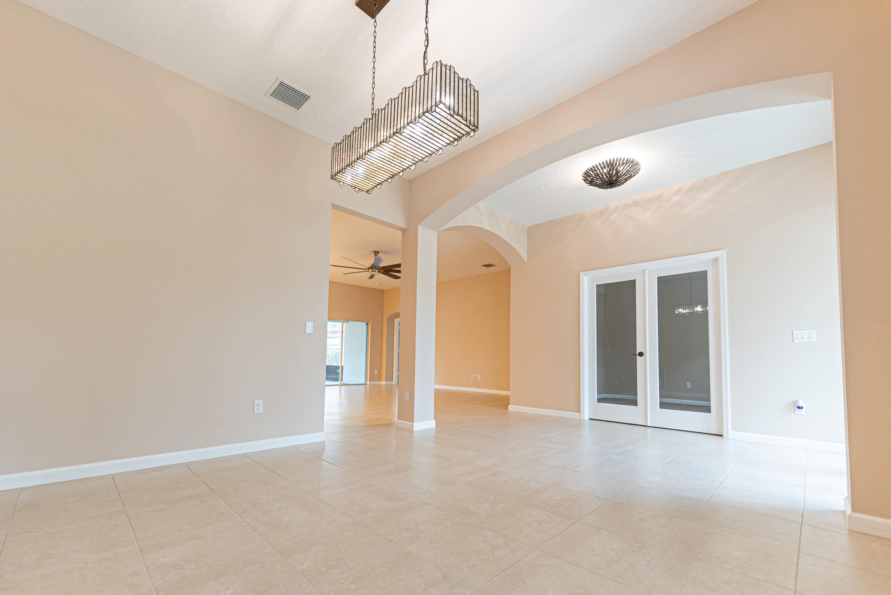 PORT ST LUCIE SECTION 19 - Residential Lease