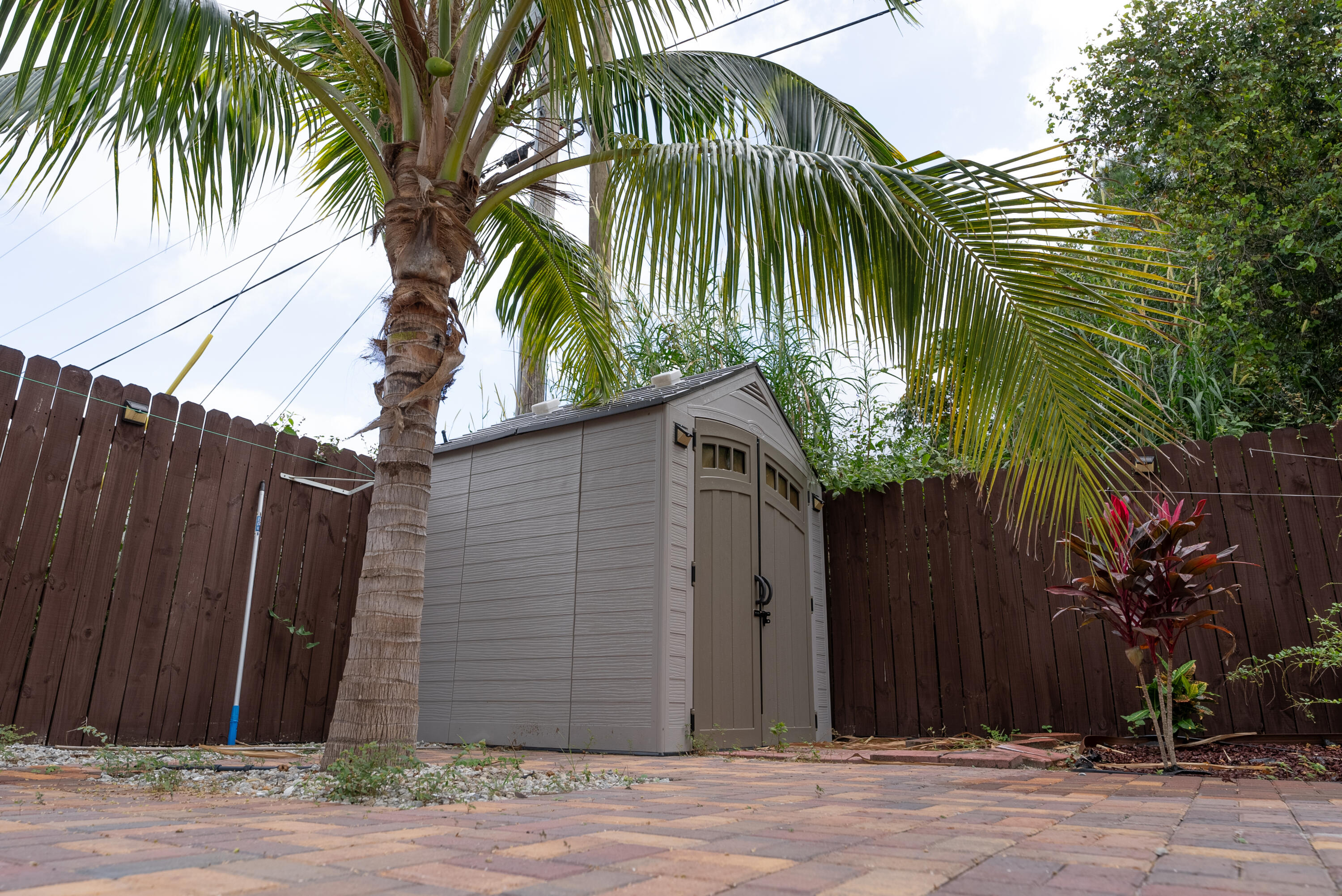 PORT ST LUCIE SECTION 19 - Residential Lease