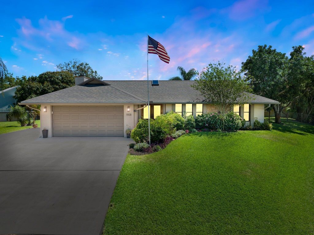 Photo of 1908 SW Woodside Place, Palm City, FL 34990 (MLS # R10975930)