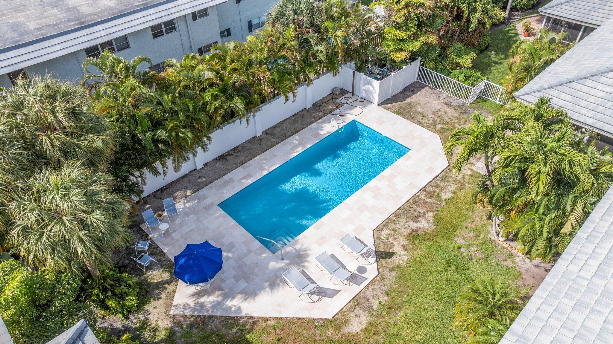 FORSYTH PARK COND DECL FILED 5-23-84 - Residential