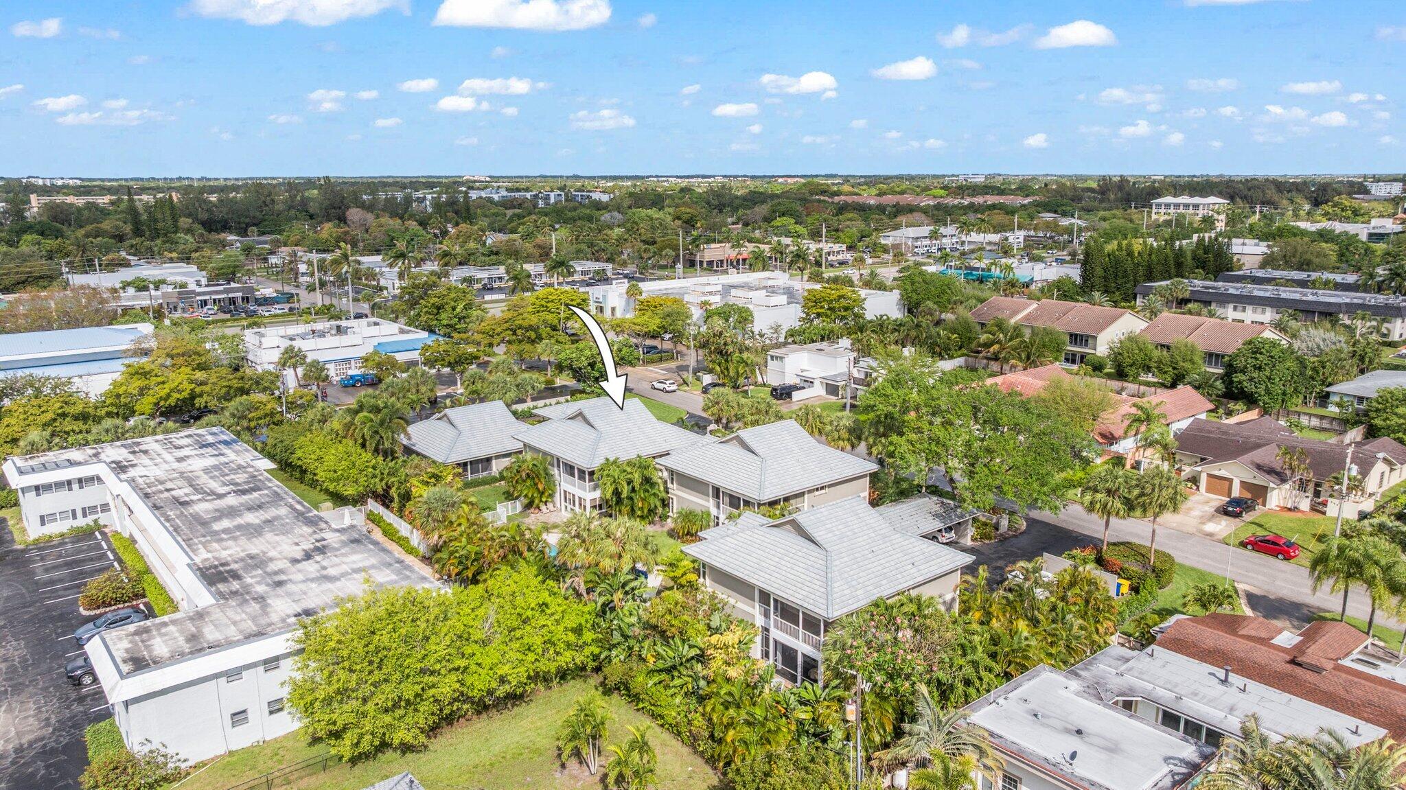 FORSYTH PARK COND DECL FILED 5-23-84 - Residential