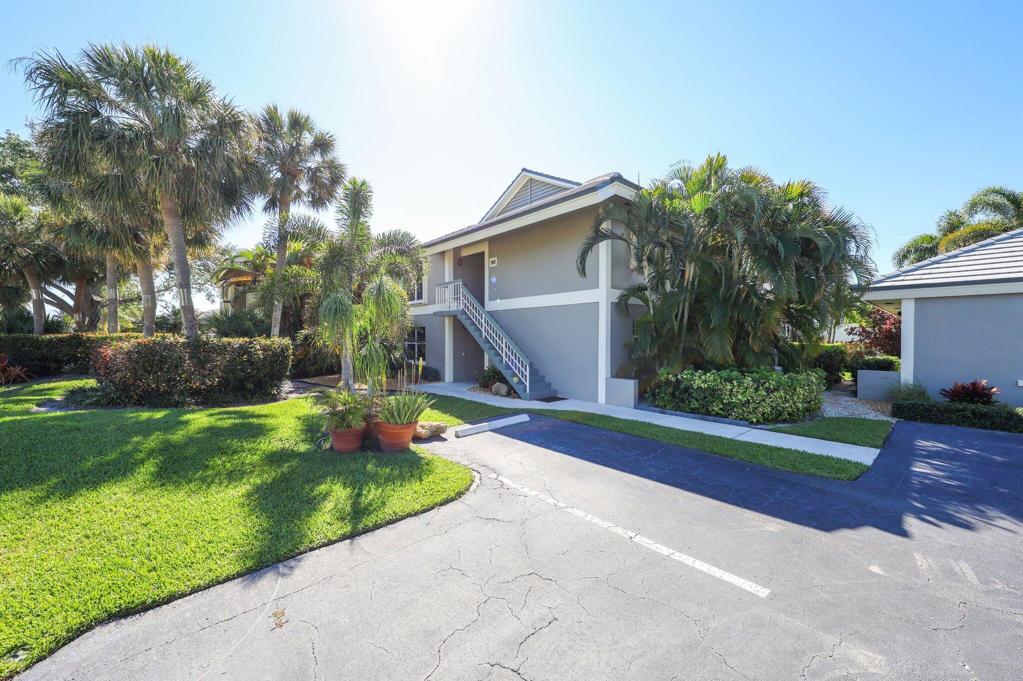 FORSYTH PARK COND DECL FILED 5-23-84 - Residential