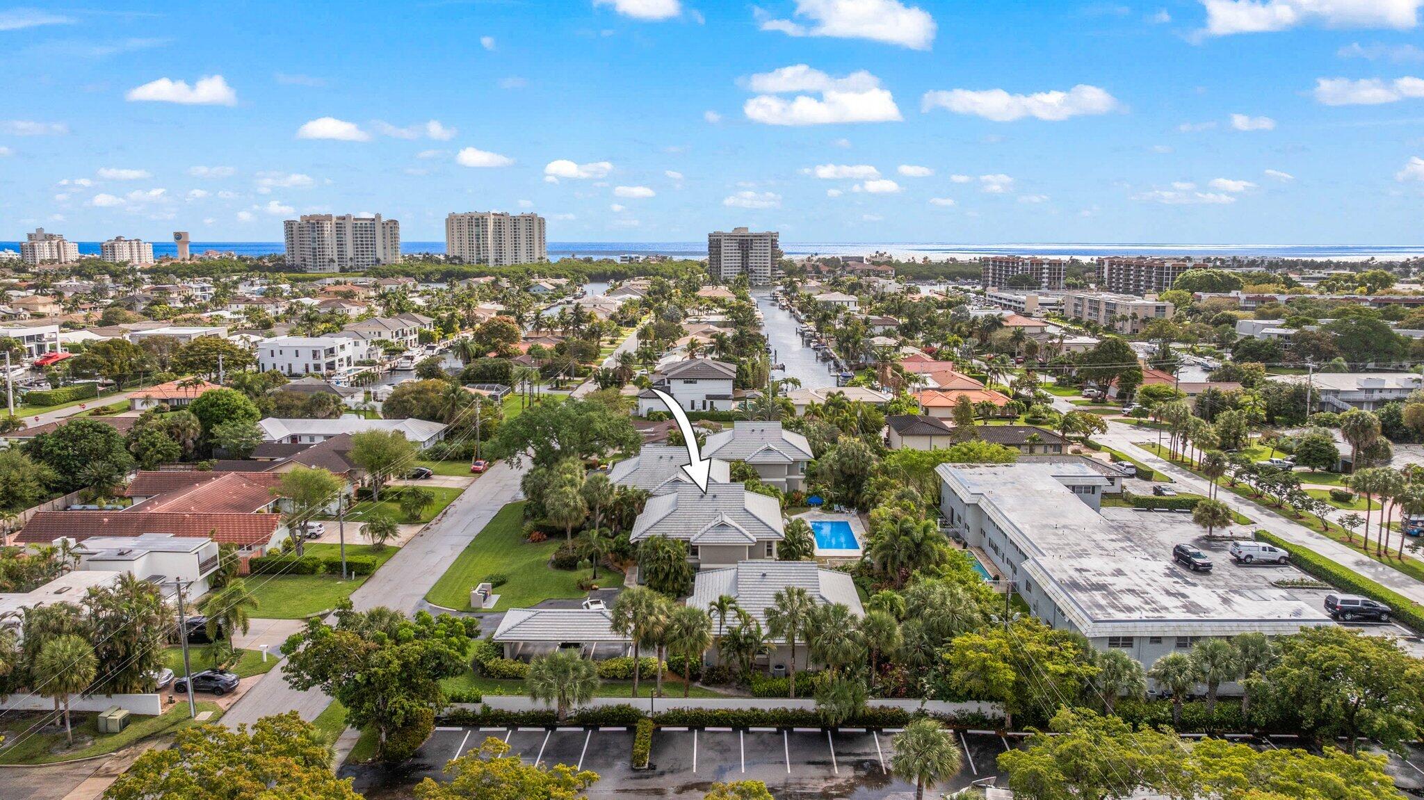 FORSYTH PARK COND DECL FILED 5-23-84 - Residential