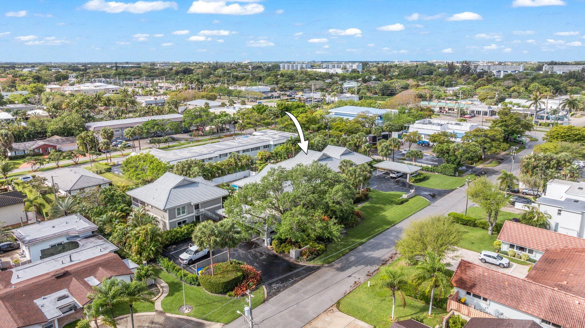 FORSYTH PARK COND DECL FILED 5-23-84 - Residential