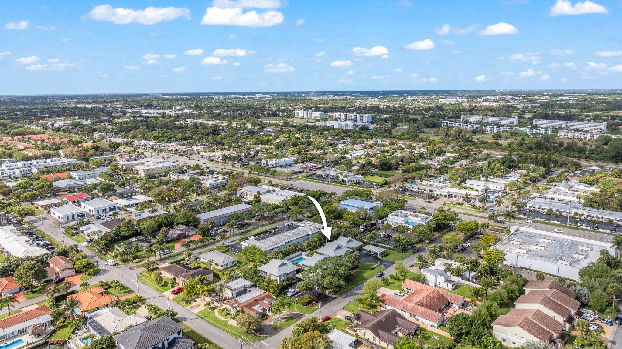 FORSYTH PARK COND DECL FILED 5-23-84 - Residential