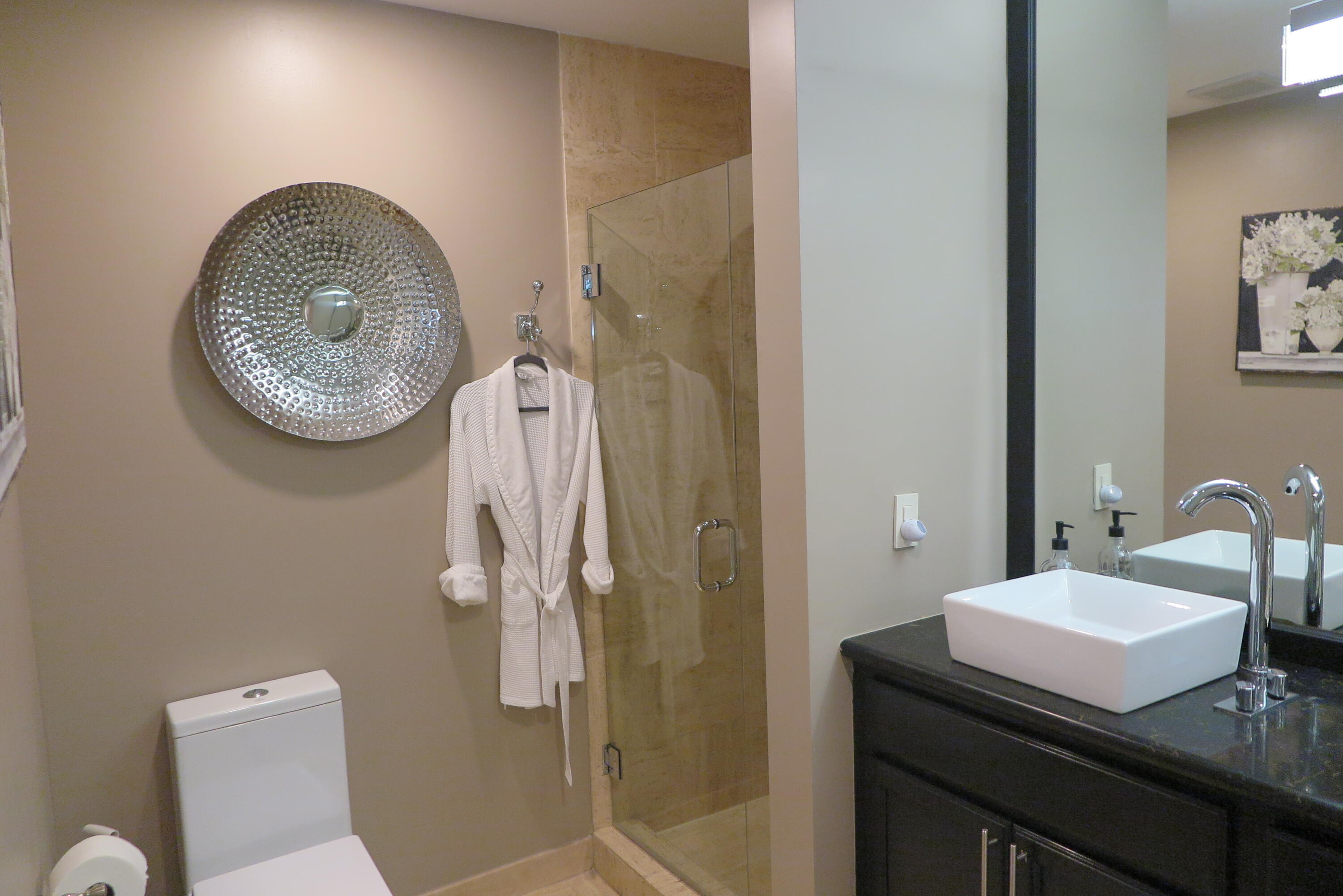 LA PAZ AT BOCA POINTE - Residential Lease