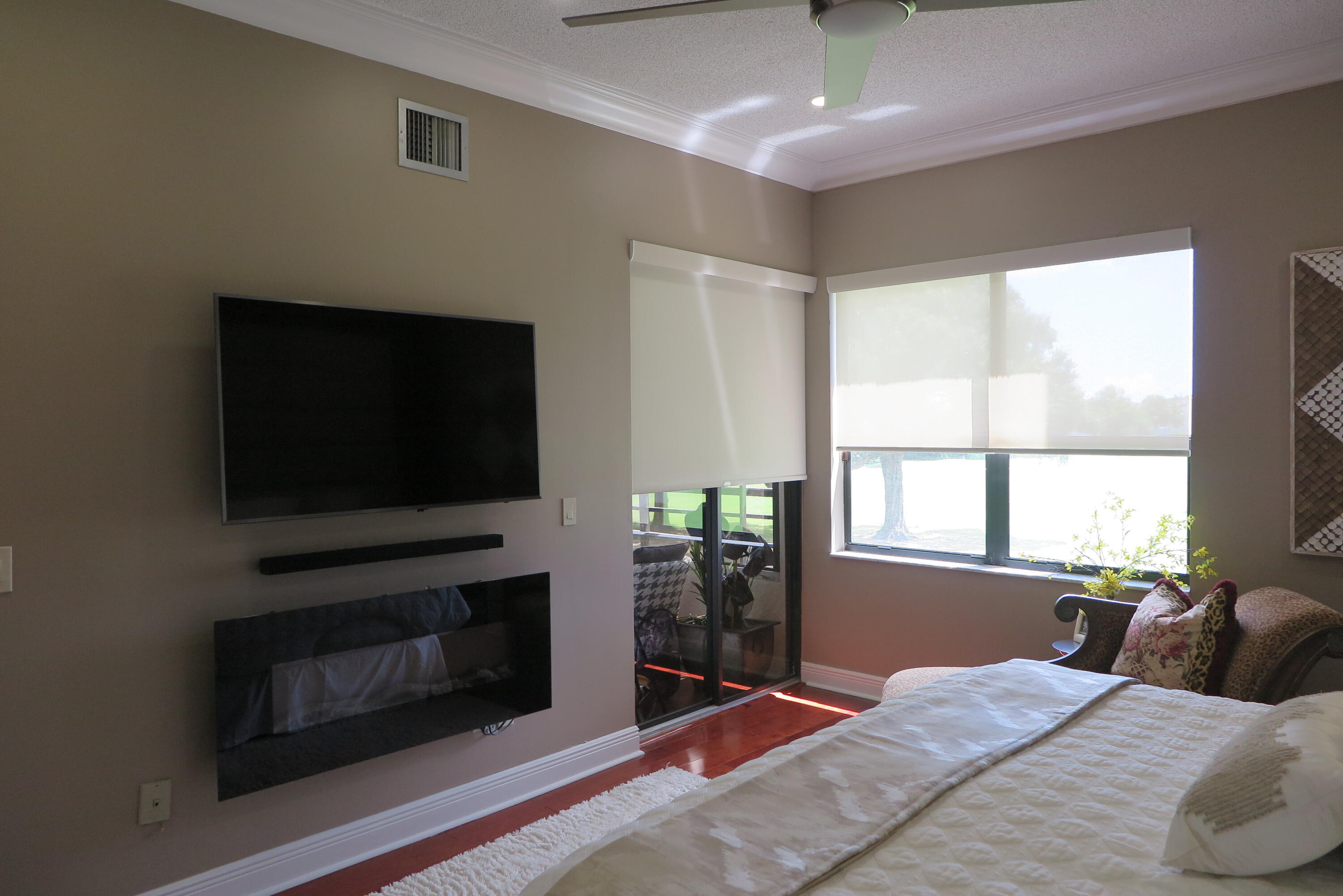 LA PAZ AT BOCA POINTE - Residential Lease