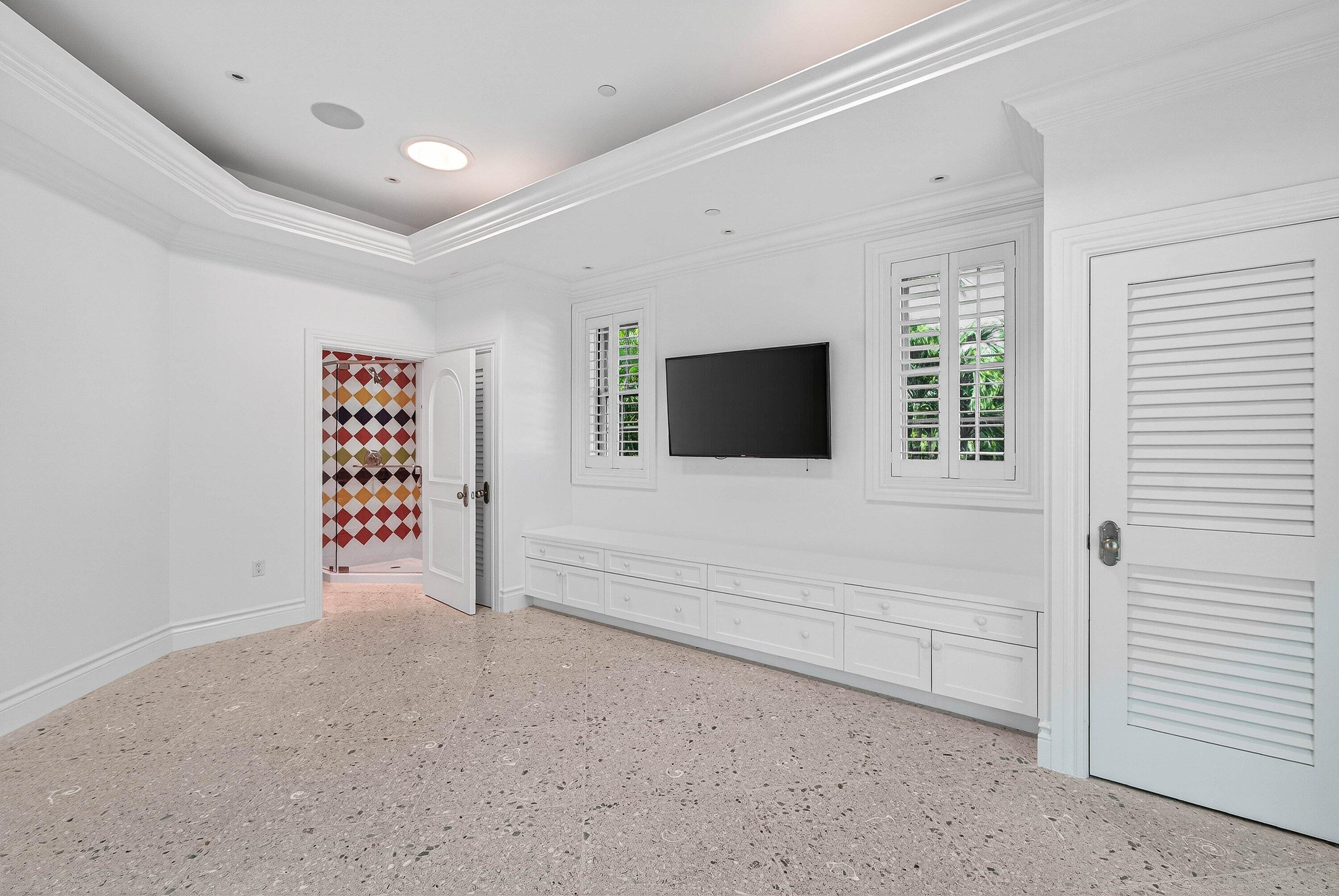 CRESTWOOD DELRAY - Residential