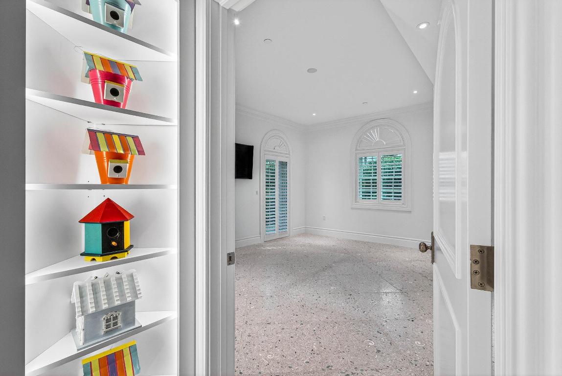 CRESTWOOD DELRAY - Residential