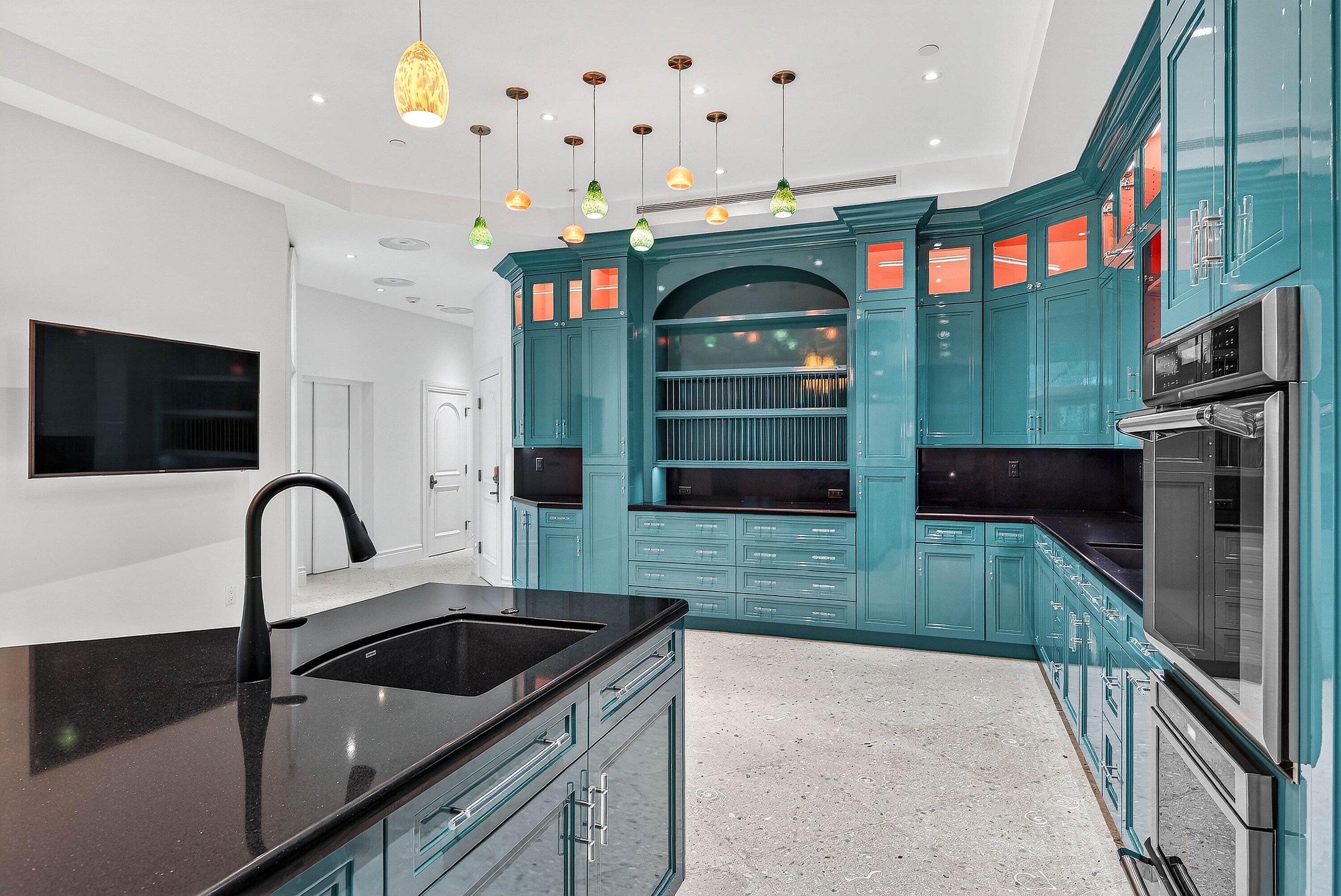 CRESTWOOD DELRAY - Residential