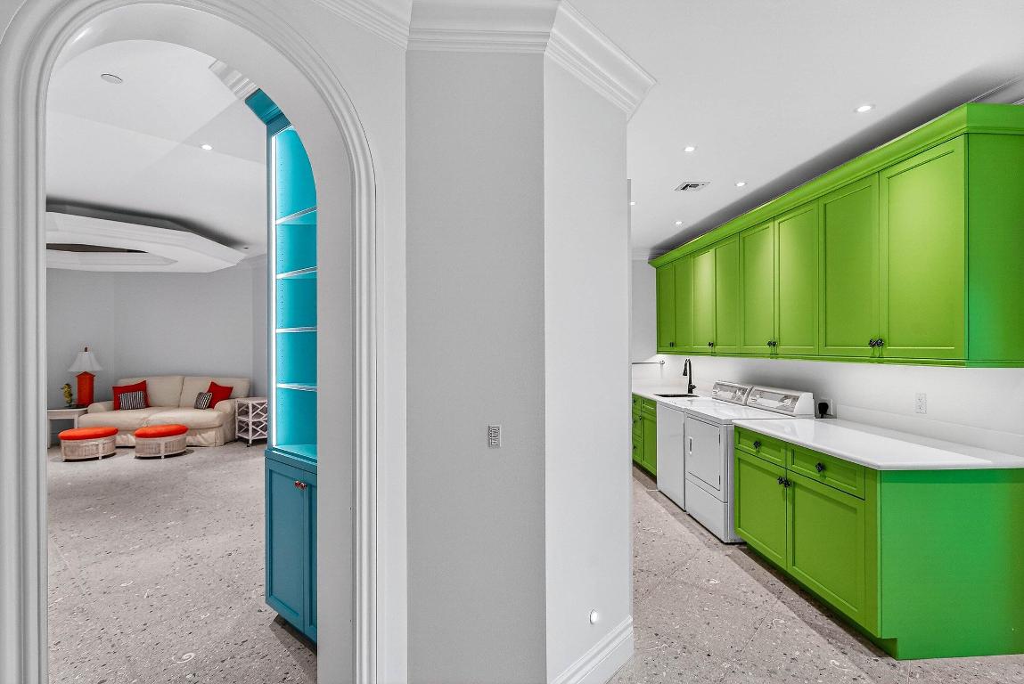 CRESTWOOD DELRAY - Residential