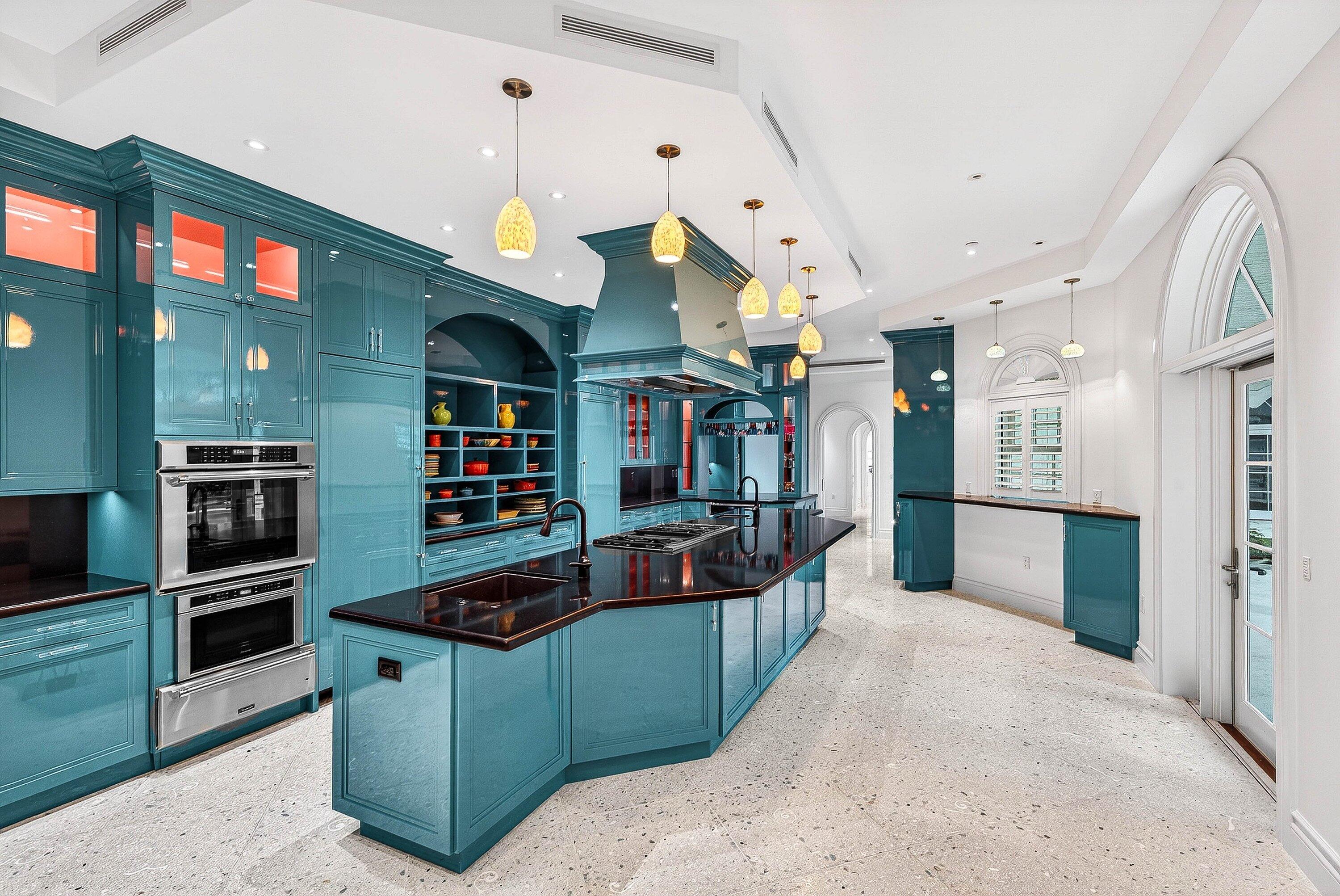 CRESTWOOD DELRAY - Residential