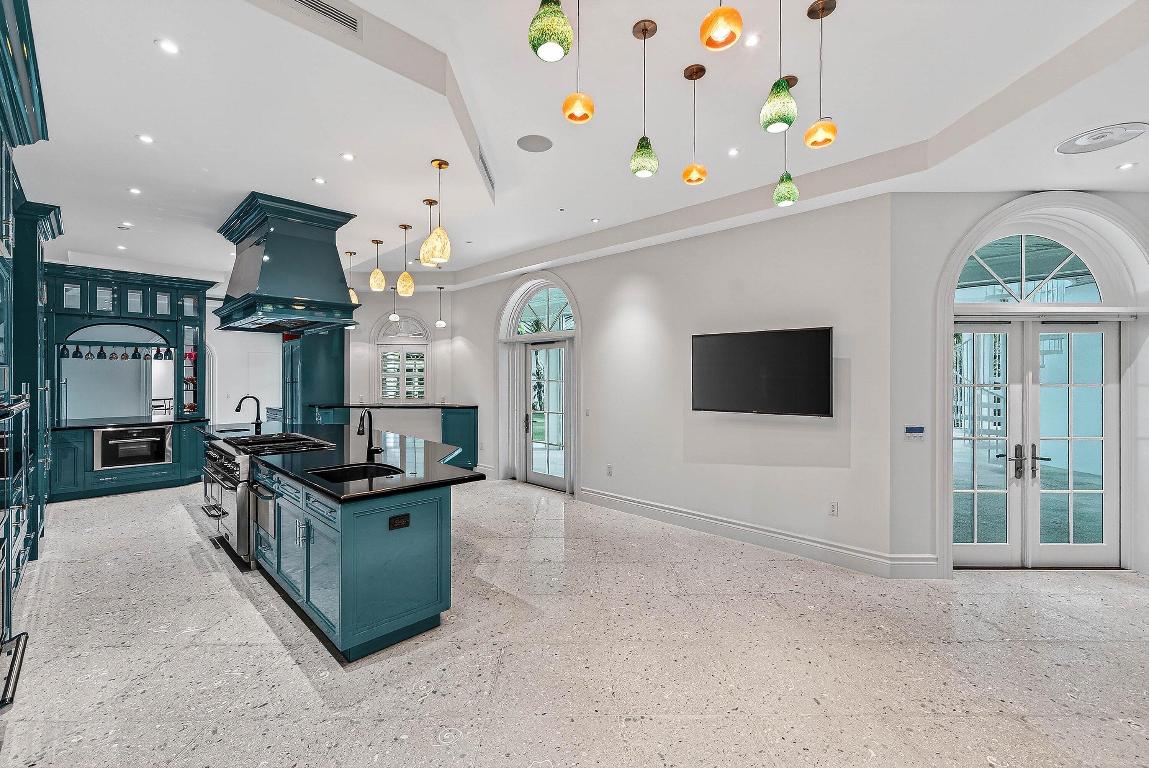 CRESTWOOD DELRAY - Residential