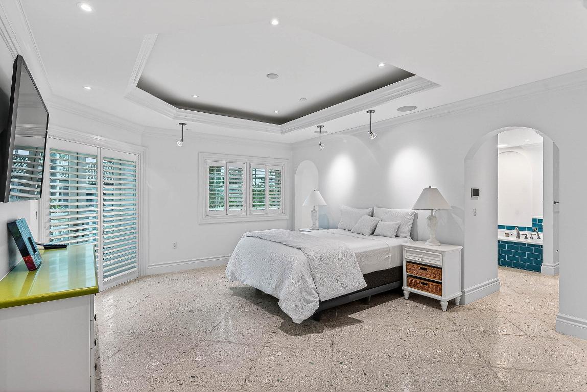 CRESTWOOD DELRAY - Residential