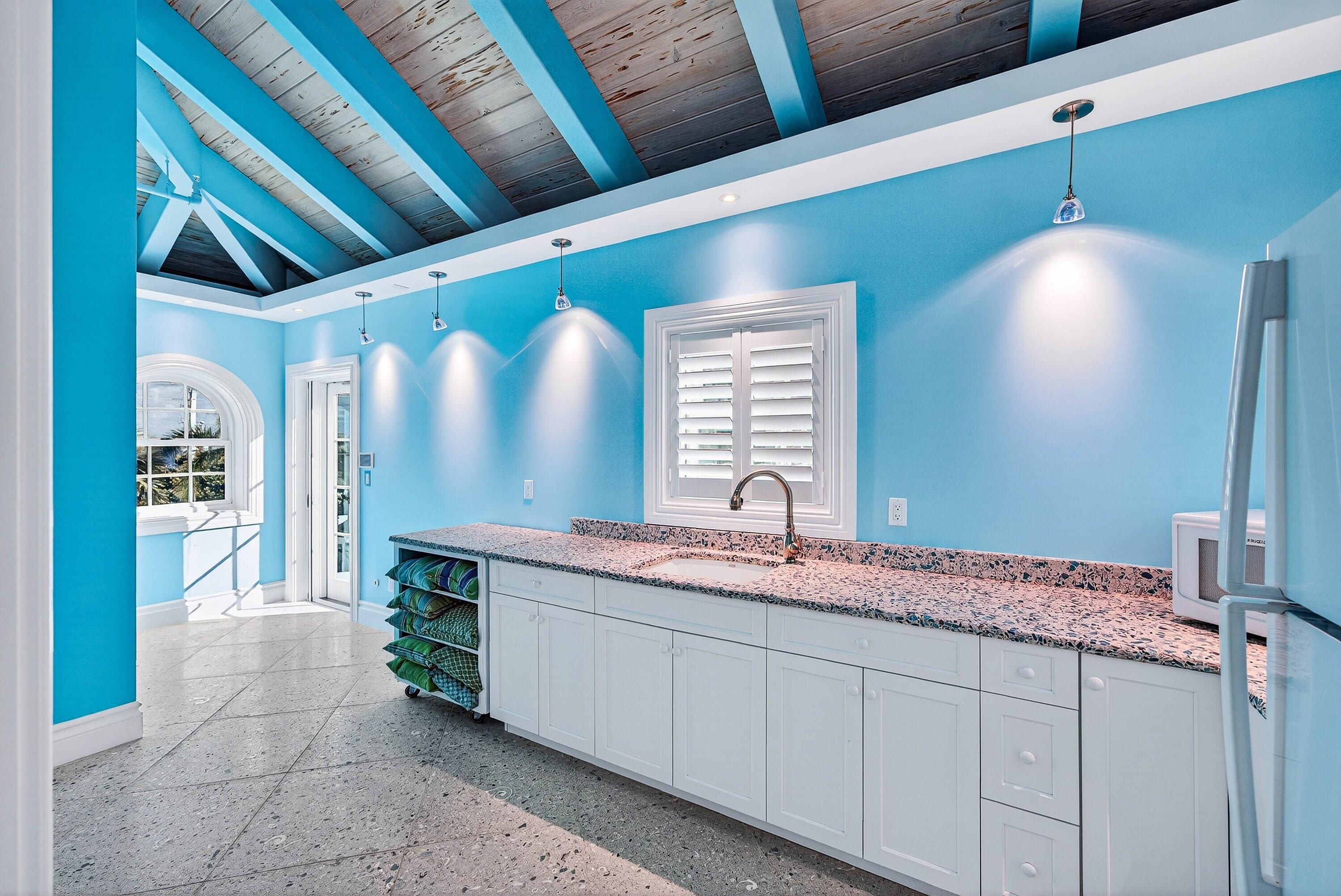 CRESTWOOD DELRAY - Residential