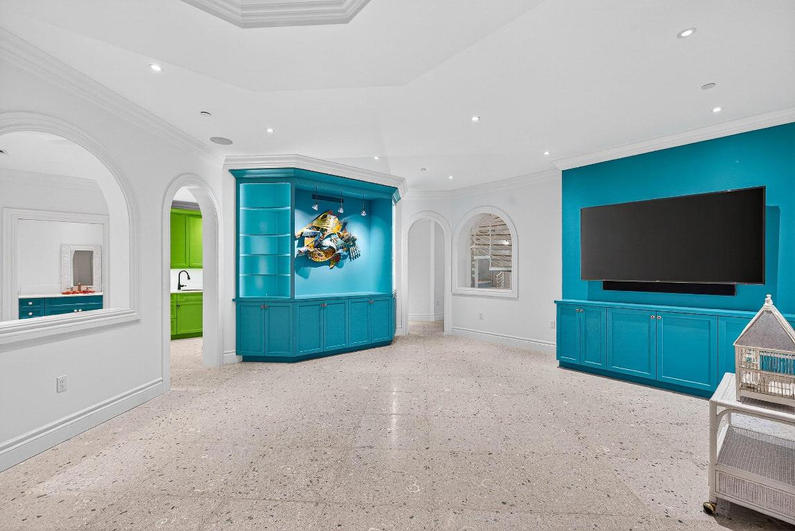 CRESTWOOD DELRAY - Residential