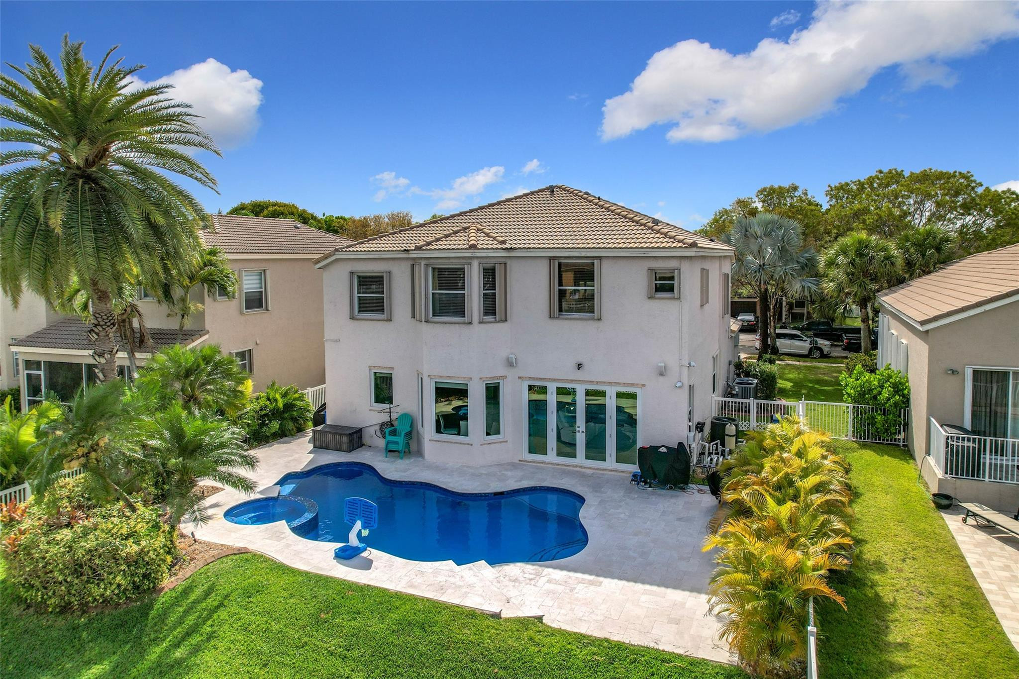 RIVIERA ISLES II - Residential