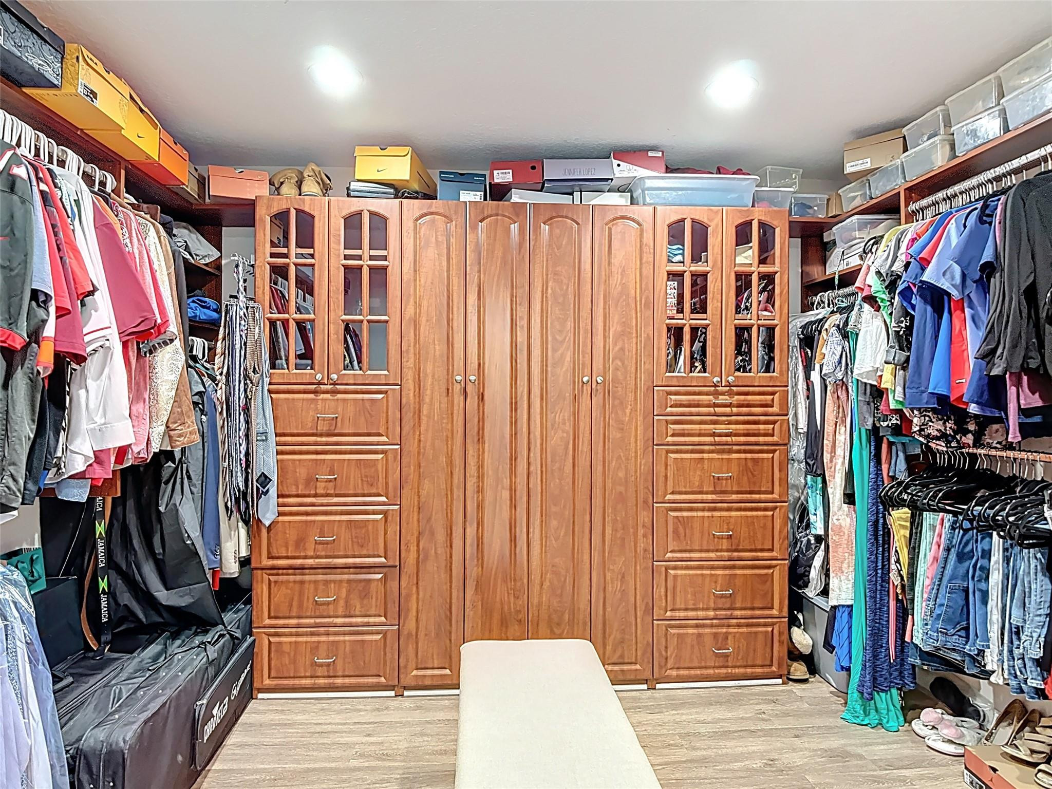 RIVIERA ISLES II - Residential