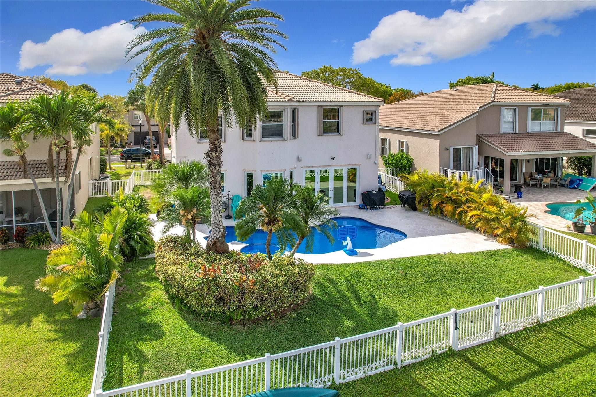 RIVIERA ISLES II - Residential