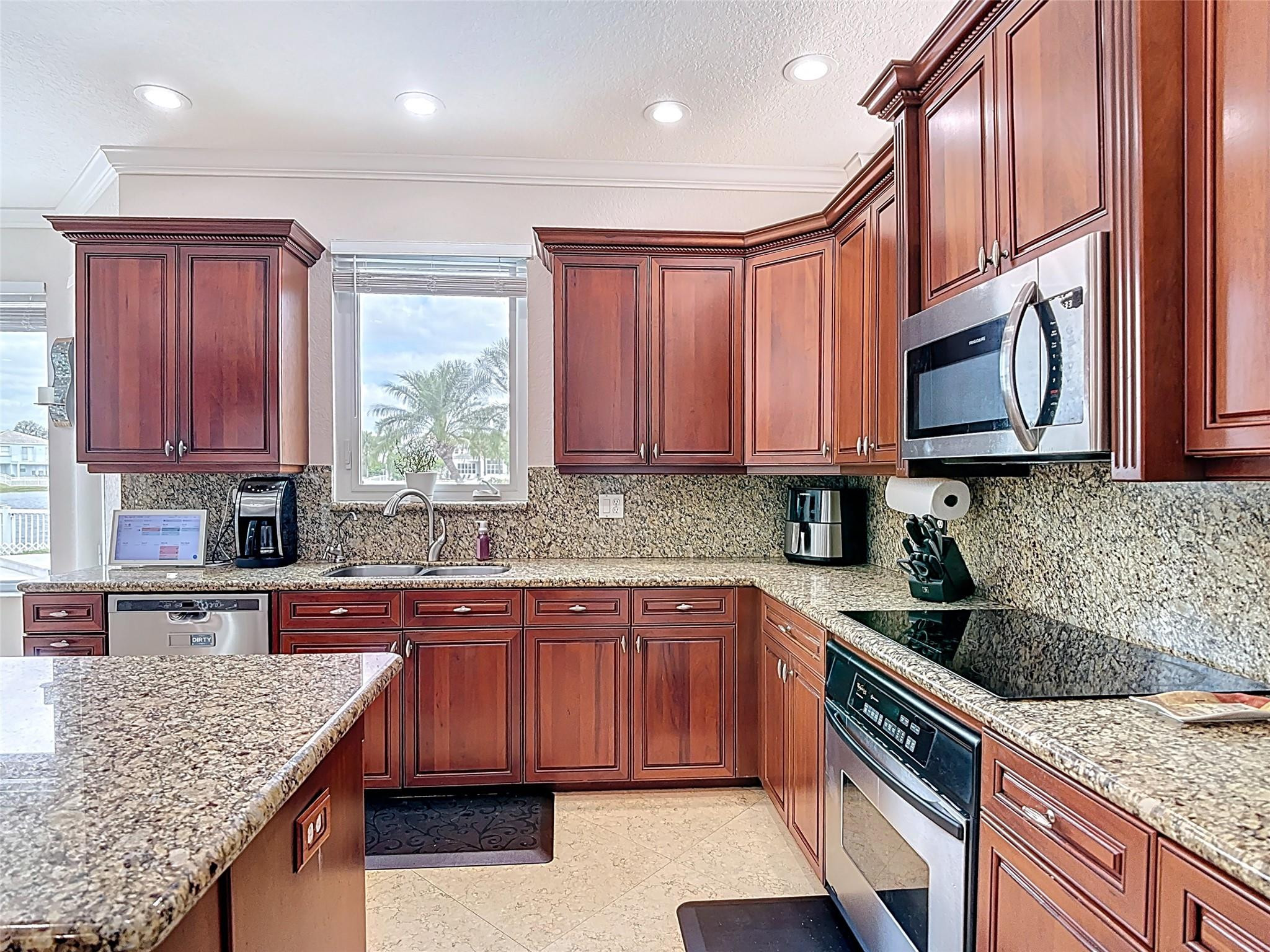 RIVIERA ISLES II - Residential