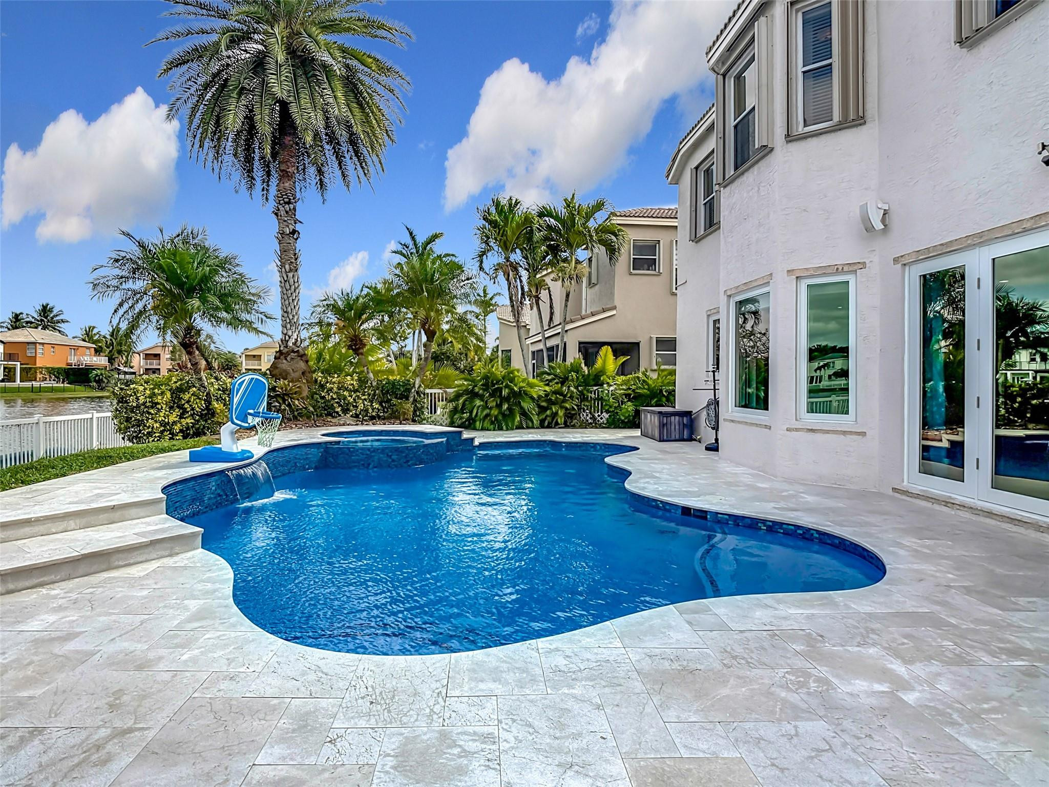 RIVIERA ISLES II - Residential