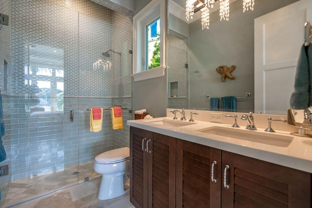 Lighthouse Point First Se - Residential