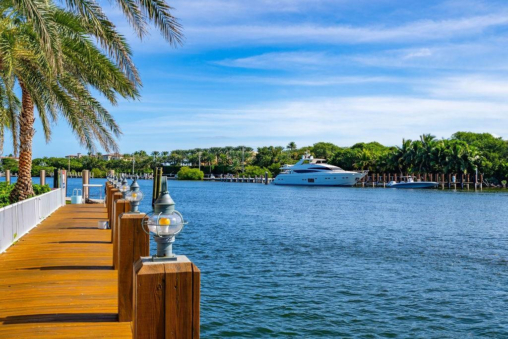 Lighthouse Point First Se - Residential