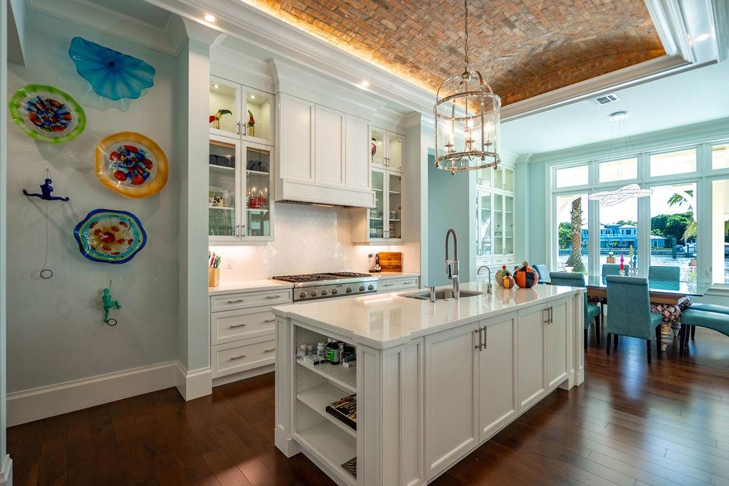 Lighthouse Point First Se - Residential