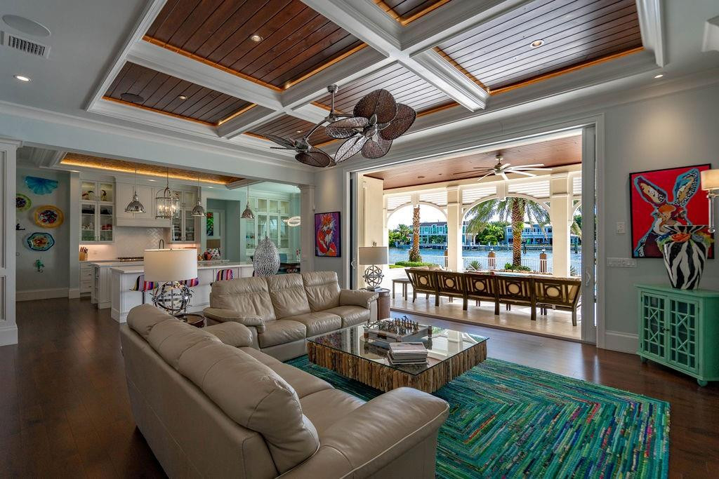 Lighthouse Point First Se - Residential