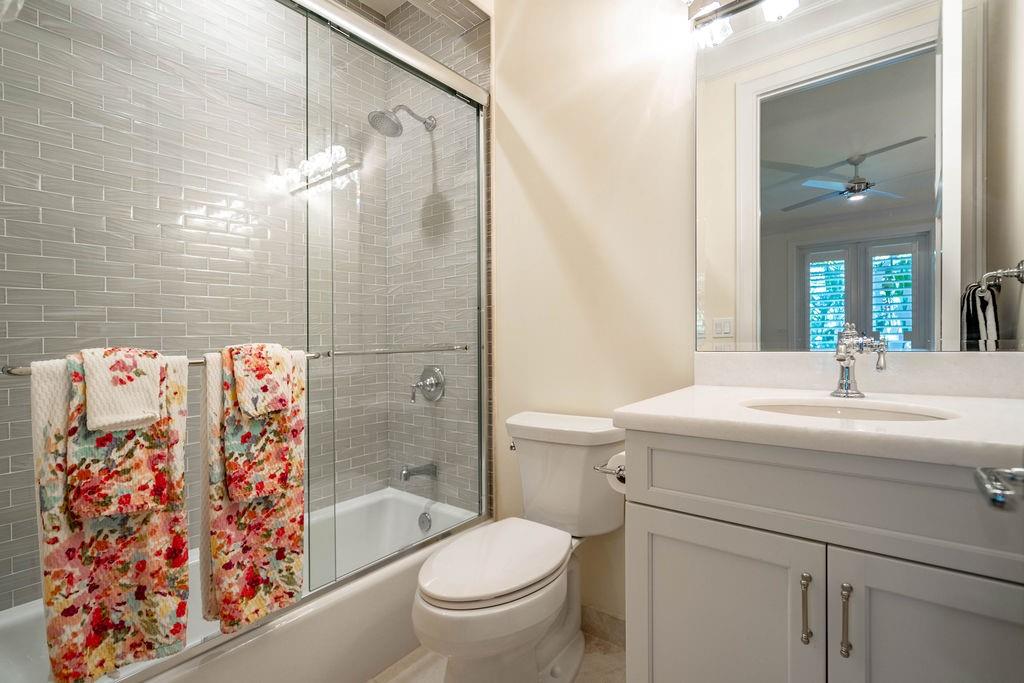 Lighthouse Point First Se - Residential