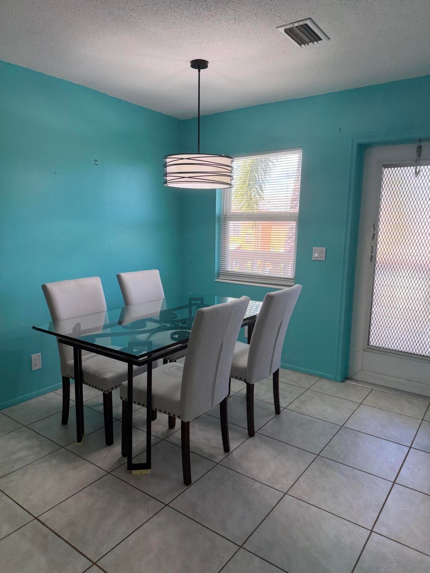 2101 NE 1st Court 203