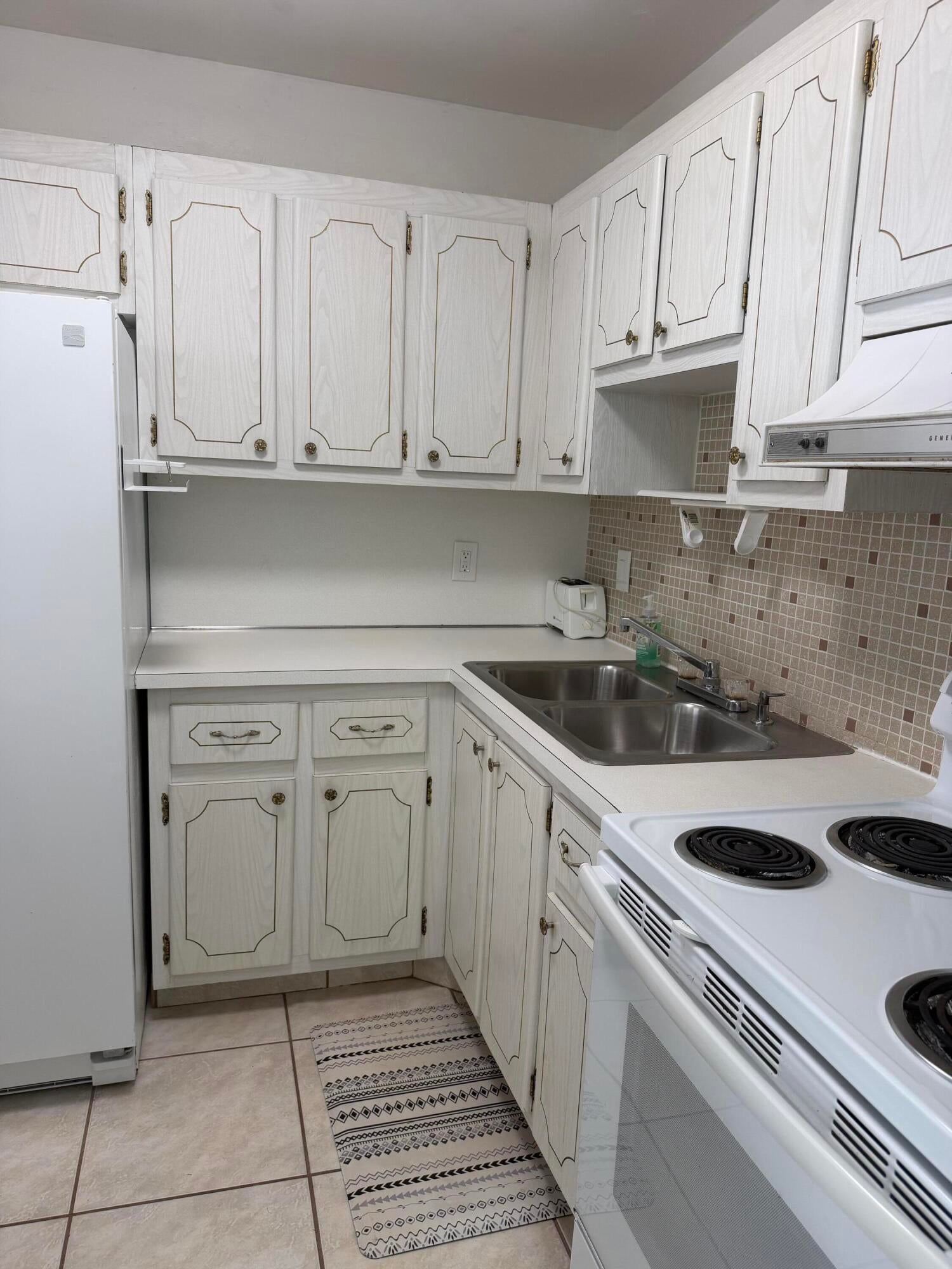 2101 NE 1st Court 203