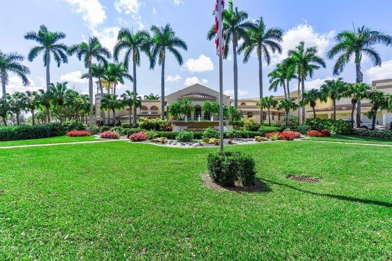 Coral Lakes - Residential