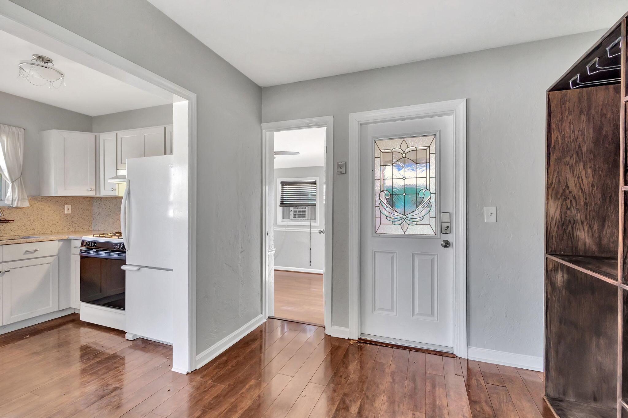 FERNWOOD - Residential Lease