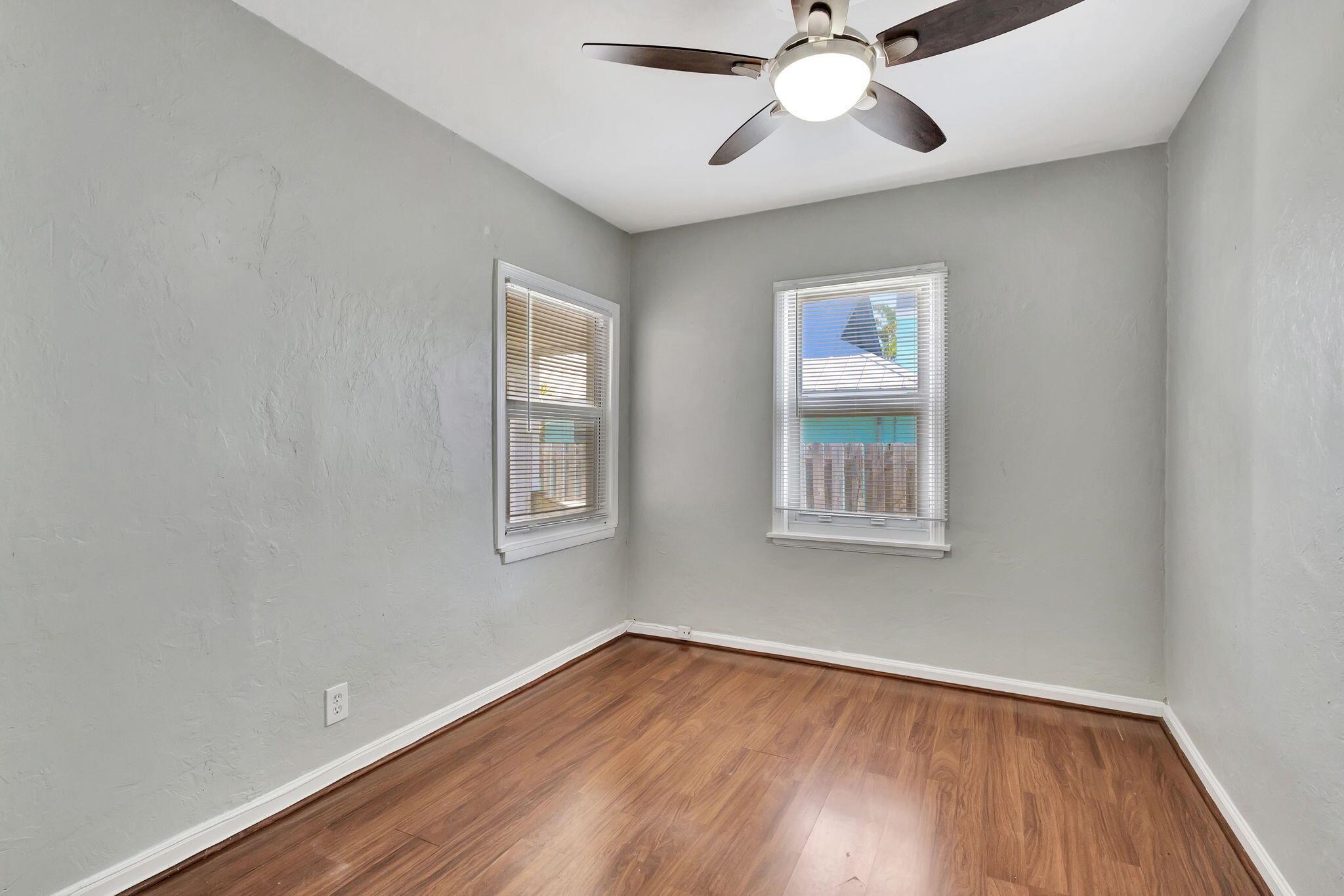 FERNWOOD - Residential Lease