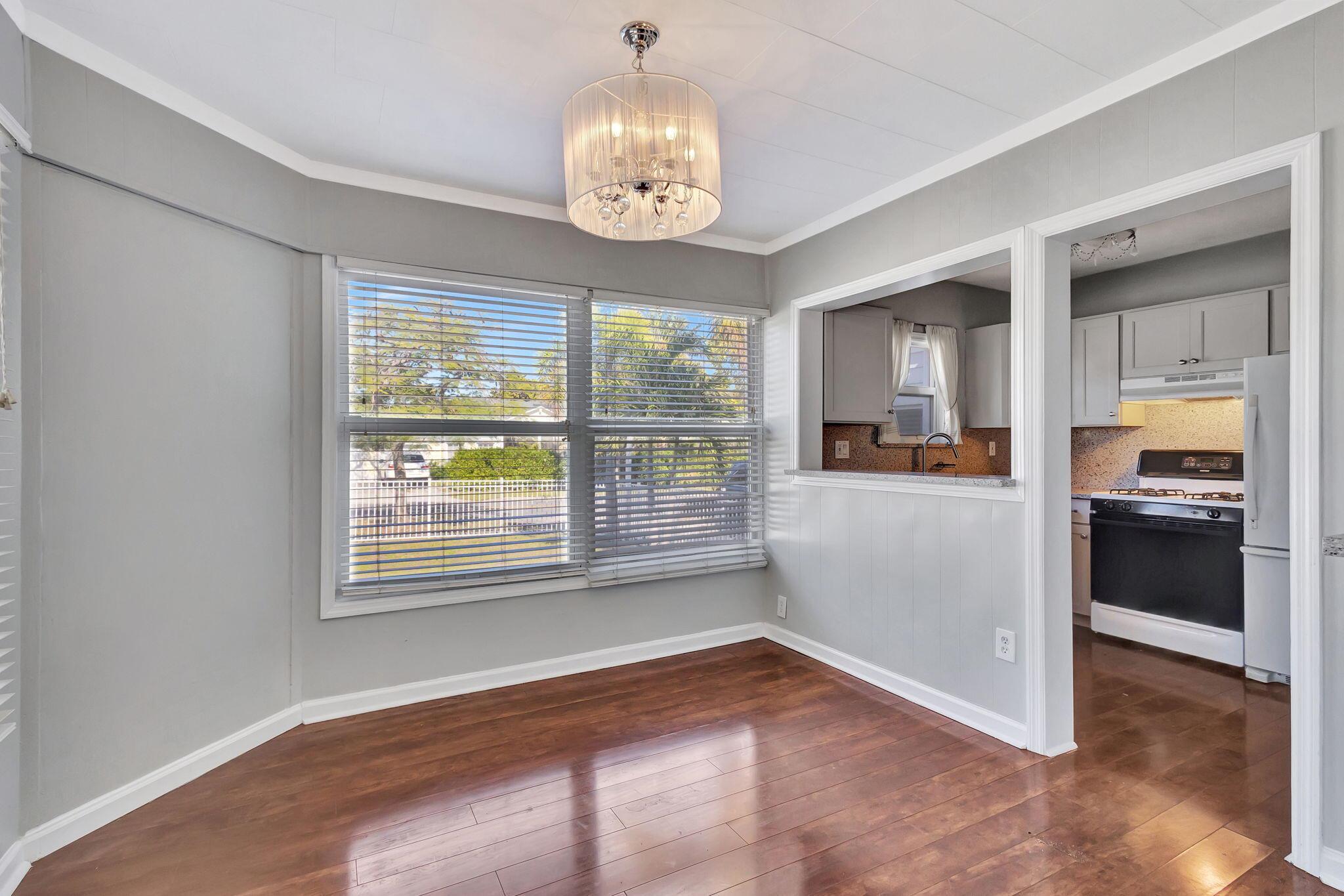 FERNWOOD - Residential Lease