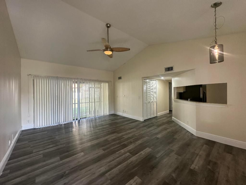 Photo of 8 Via De Casas Sur #103, Boynton Beach, FL 33426 (MLS # R11044217)
