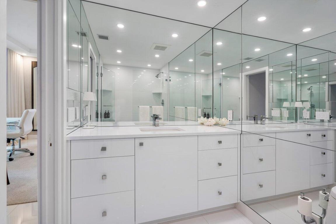 CHALET BY THE OCEAN CONDO - Residential