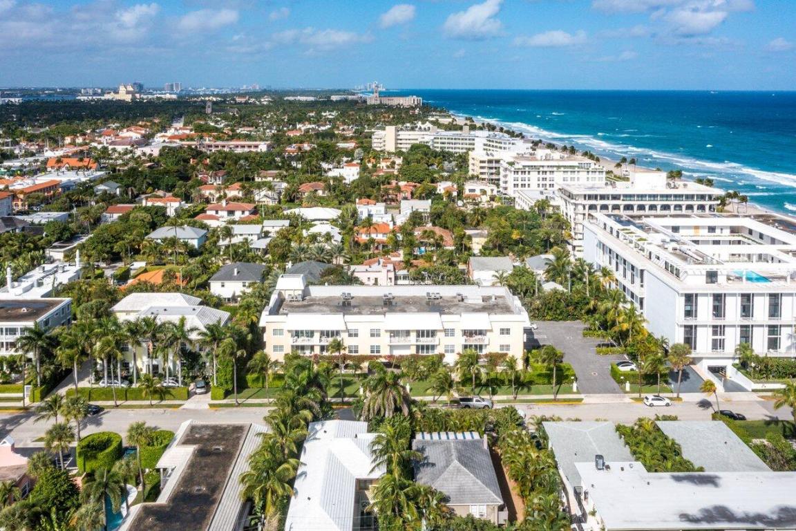 CHALET BY THE OCEAN CONDO - Residential