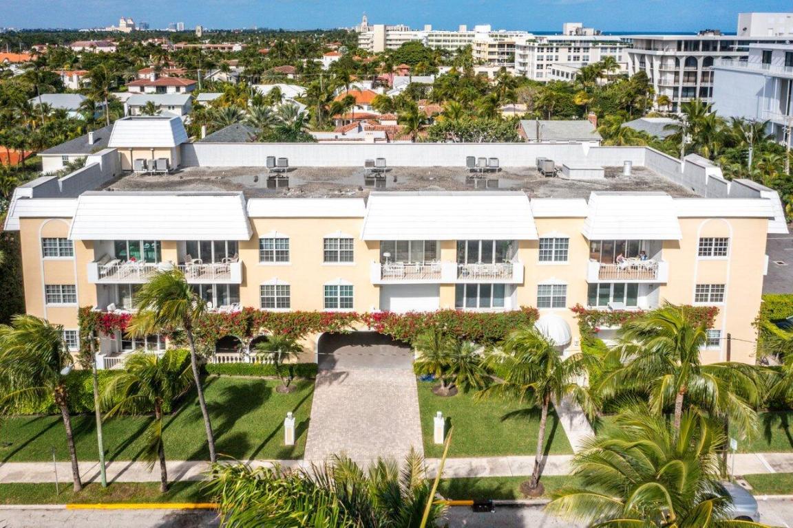 CHALET BY THE OCEAN CONDO - Residential