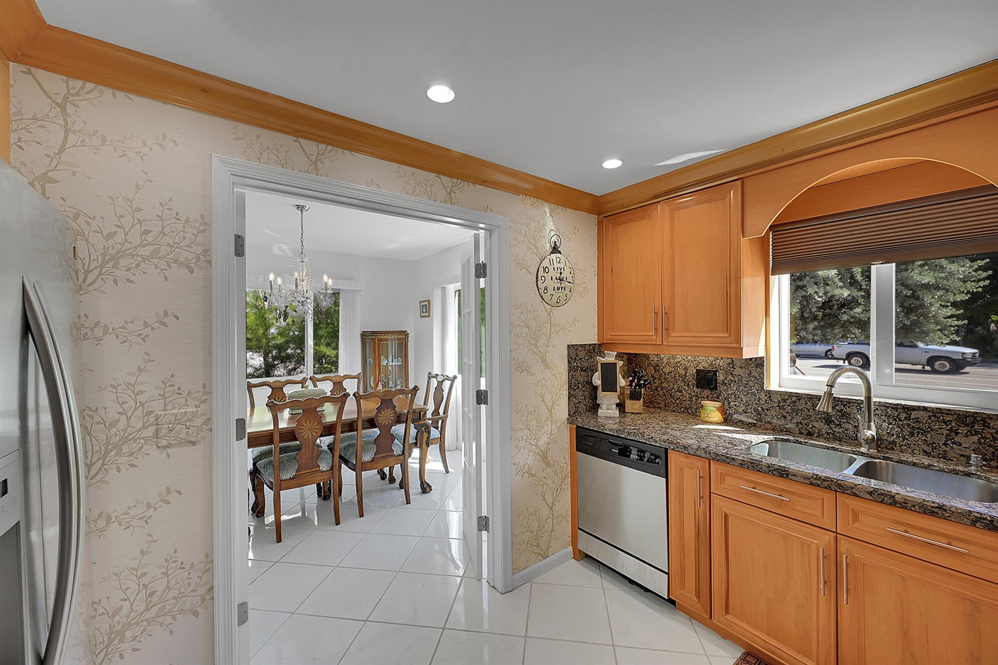 DEL HARBOUR - Residential Lease