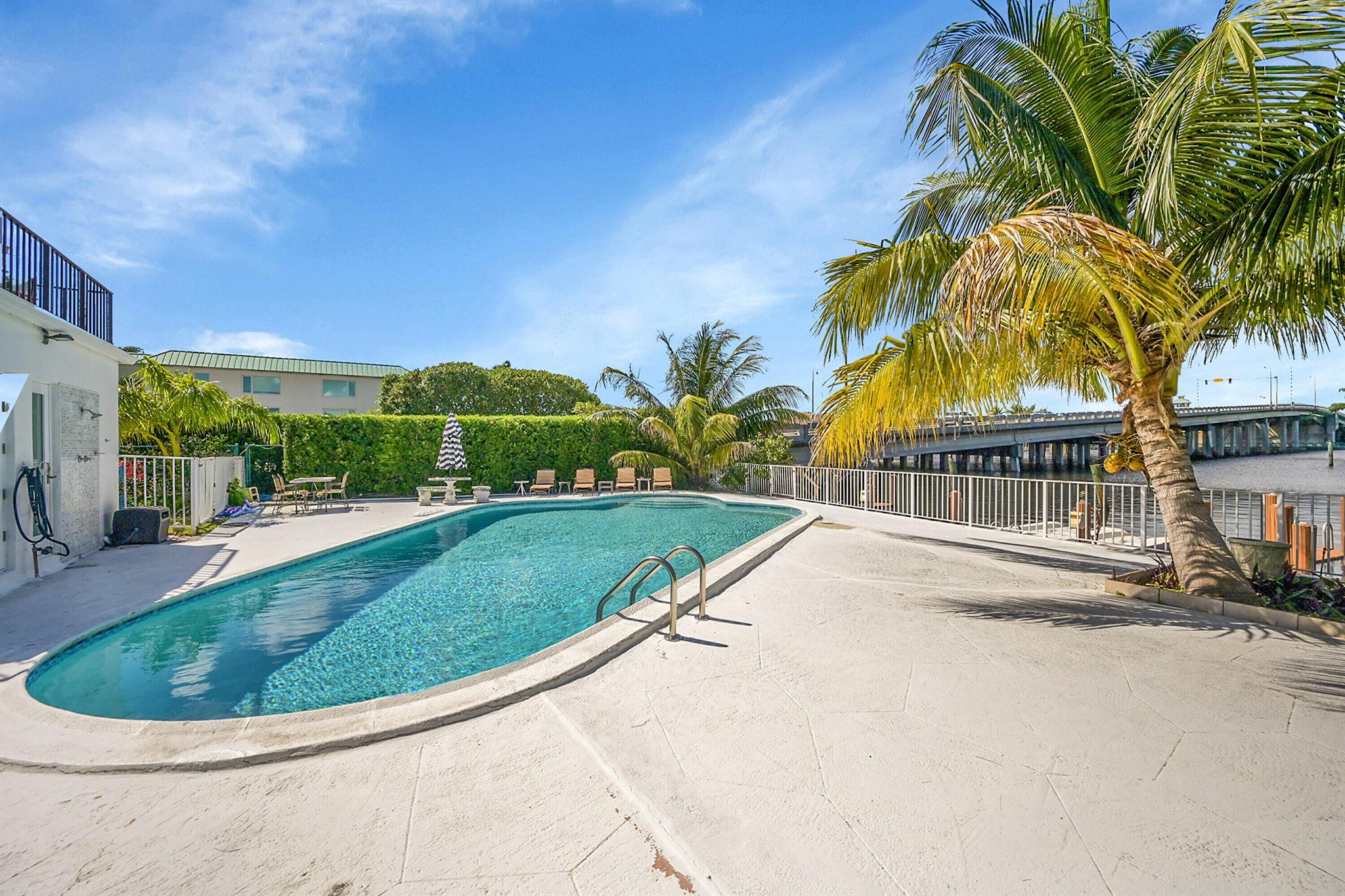 DEL HARBOUR - Residential Lease